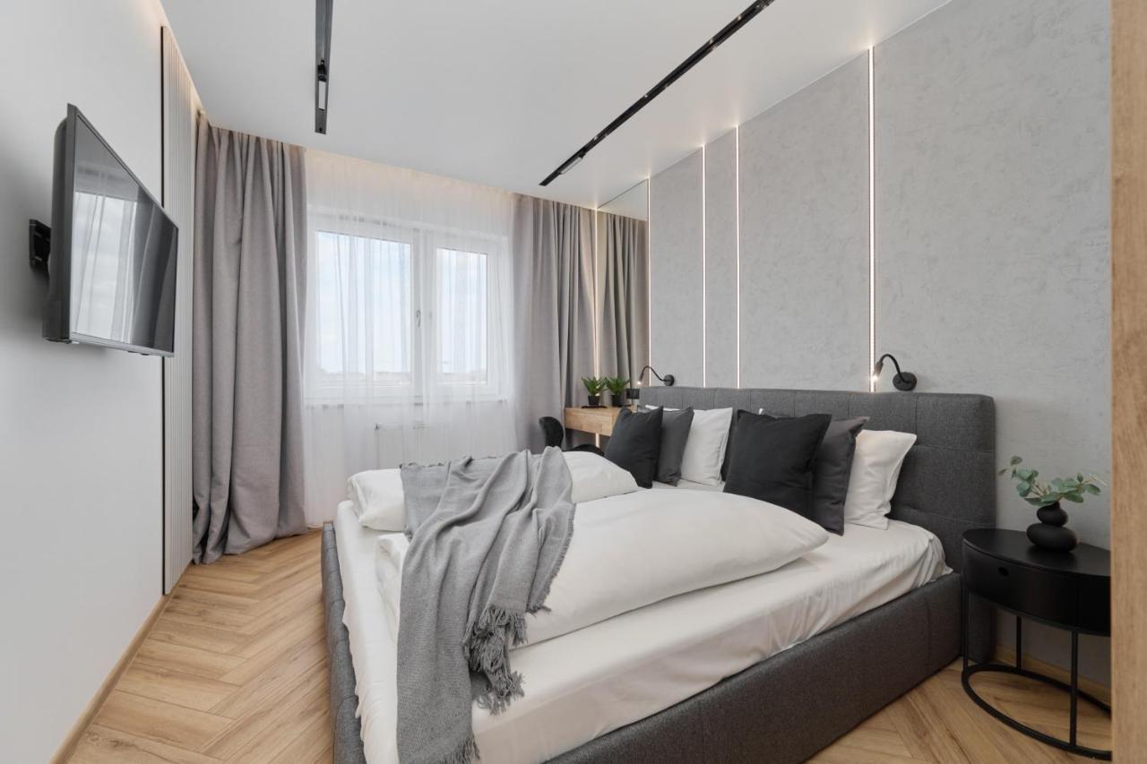 Exclusive Apartment With Balcony & Parking Wroclaw By Renters Prestige מראה חיצוני תמונה