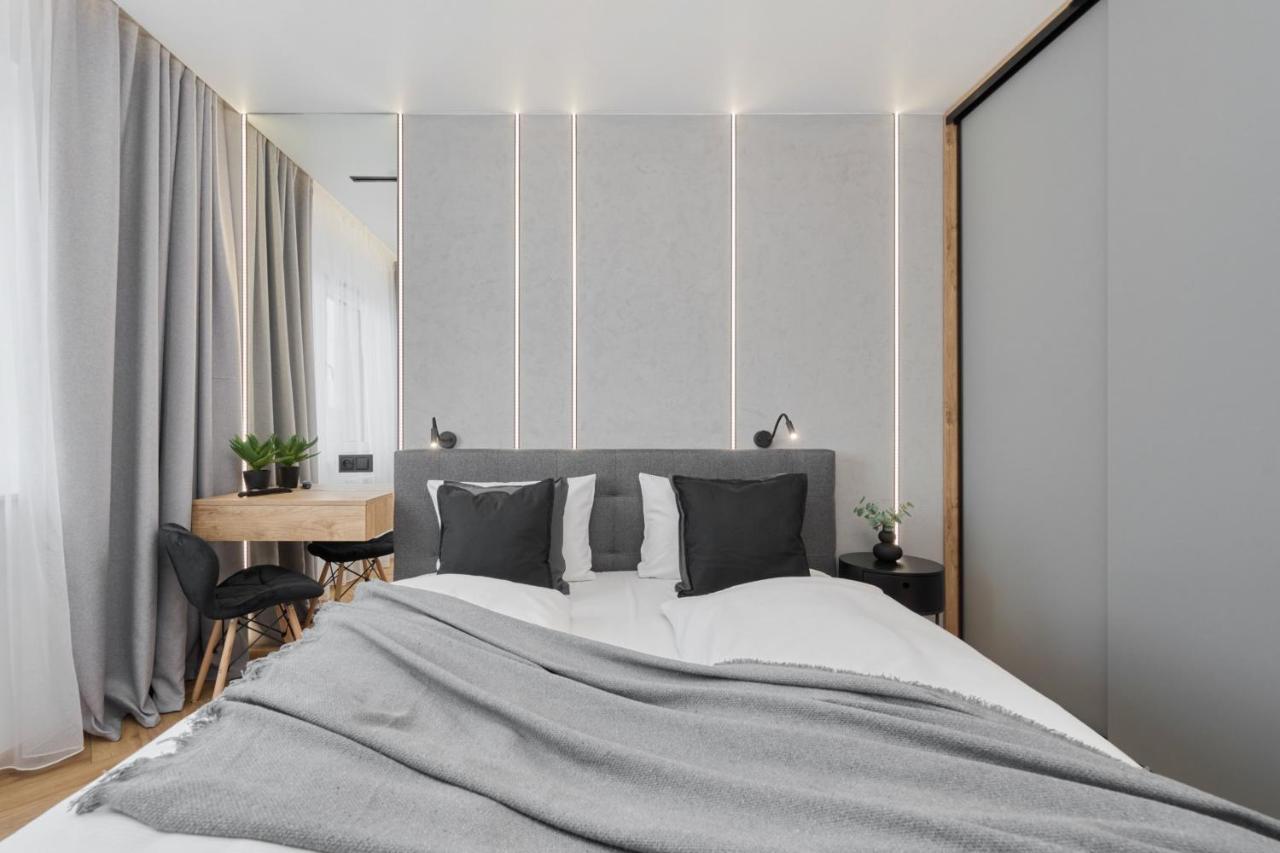Exclusive Apartment With Balcony & Parking Wroclaw By Renters Prestige מראה חיצוני תמונה