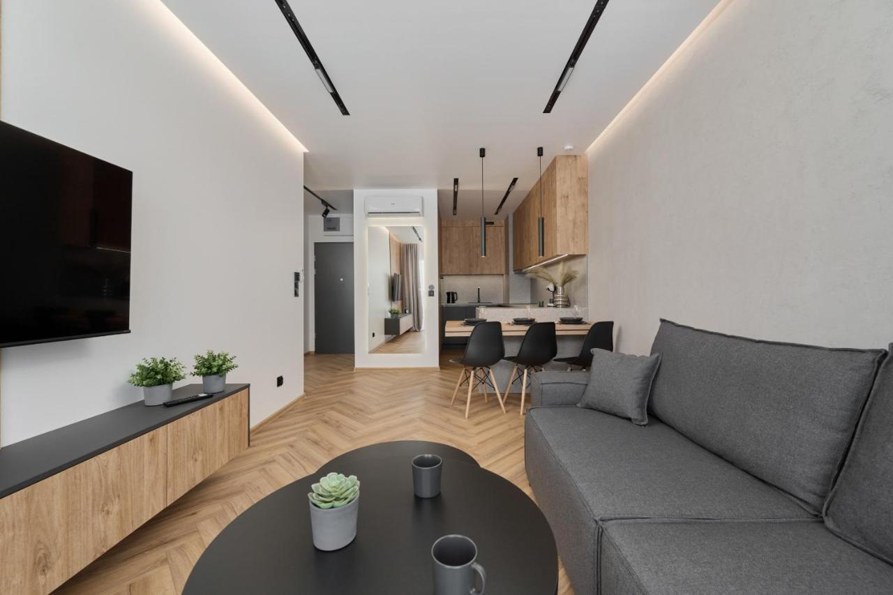 Exclusive Apartment With Balcony & Parking Wroclaw By Renters Prestige מראה חיצוני תמונה